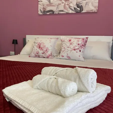 Flowers Apartment
