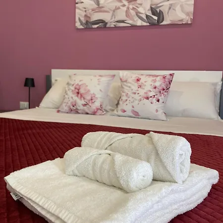 Flowers Apartment